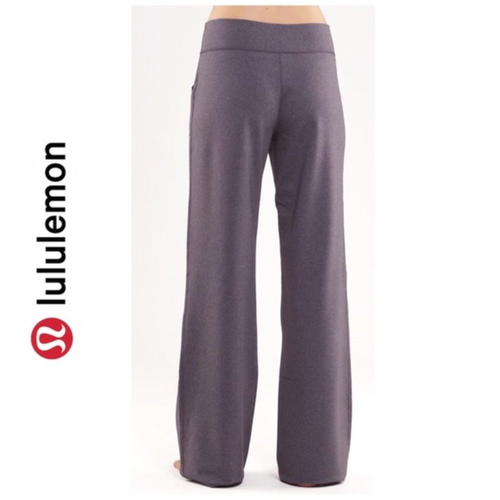 LULULEMON | Relaxed Fit Pant in solid grey